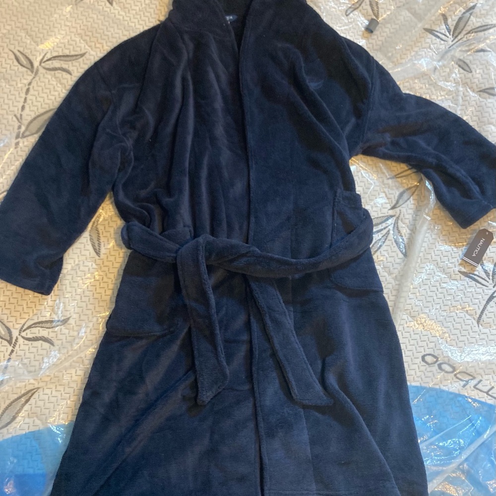 Men laundry robe
